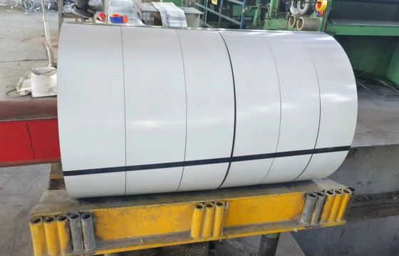 Alliage 3003 1,00 mm épaisseur bande d'aluminium prépeinte haute bobine d'aluminium de couleur blanche brillante utilisée pour la fabrication de lettres de canal