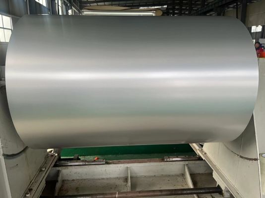 Alliage d'aluminium 3003 0,75 mm 22 calibre épaisseur 300 * 300 mm Peinture PE bobine d'aluminium prépeinte utilisée pour la fabrication de toits et de plafonds
