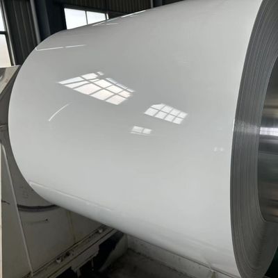 AA3015 H24 0,5 mm épaisseur 1000 mm largeur bobine en aluminium revêtue de couleur pour la décoration de bâtiments