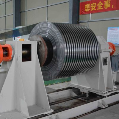 Coil en aluminium laqué 0,4 mm Épaisseur utilisée dans les portes intérieures