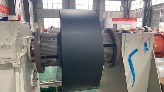 Alloy 3105 Ral 7035 Couleur grise 26 Épaisseur 0,45 mm Épaisseur 350 mm Large bobine d'aluminium prépeinte pour la fabrication de tuyaux de descente en aluminium