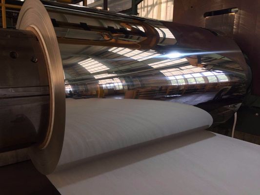 Alliage 1085 0,50 mm épaisseur aluminium miroir doré avec une réflectivité supérieure à 96% pour la fabrication de panneaux solaires