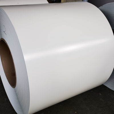 ASTM norme PE revêtement PVDF bobine d'aluminium prépeinte utilisée pour le revêtement de mur