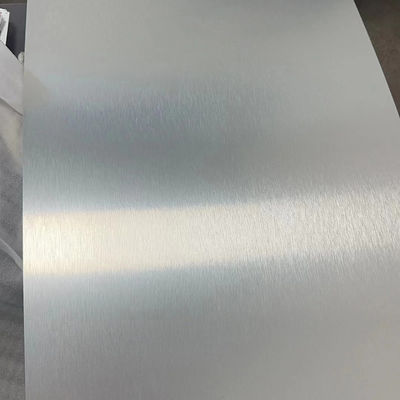 Plaque d'aluminium AA3105 avec brossé utilisée pour la production de panneaux de réfrigérateur