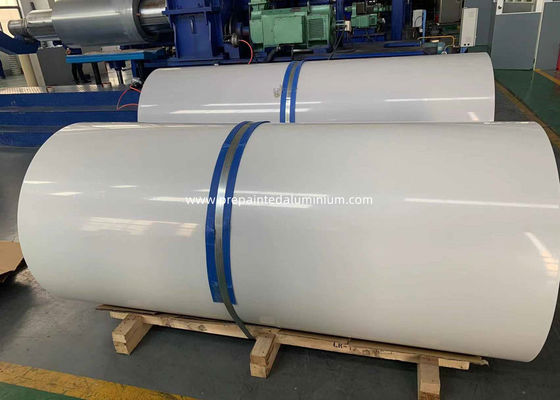2250mm Largeur alliage ultra-large 5052 H26 Coil d'aluminium revêtu de couleur blanche brillante utilisée pour la fabrication de boîtes de camion et de camion