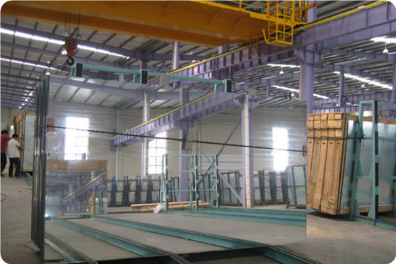 Feuille miroir en aluminium argenté de 0,4 mm d'épaisseur en alliage 1085 avec une réflectivité supérieure à 96 % pour la fabrication de panneaux solaires