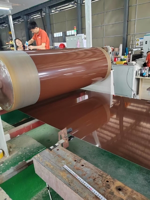 AA3003 H24 bobine d'aluminium prépeinte de 1,5 mm pour lampes et énergie solaire