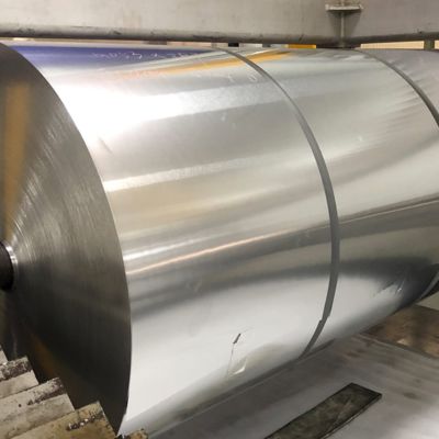 Bobine d'aluminium prépeinte 3105 0,2 mm pour revêtements de plateaux de présentation de desserts