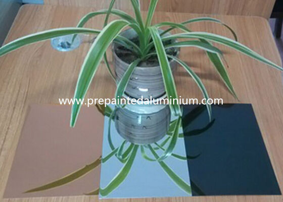 Alliage réfléchissant à haute brillance 86%, épaisseur 1085mm, finition miroir, feuille d'aluminium, couleur or, utilisé pour le panneau de décoration de la maison