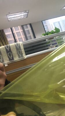 Tôle miroir en aluminium de 0,50 mm d'épaisseur AA1070 avec une excellente réflectivité, parfaite pour l'impression d'enseignes et les besoins de surfaces réfléchissantes