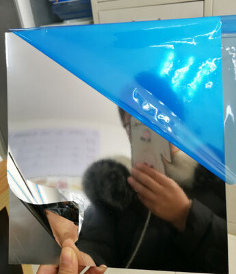 Alliage 1085 feuille d'aluminium épaisseur 0,40 mm finition miroir feuille d'aluminium couleur or utilisé pour le panneau de décoration de la maison